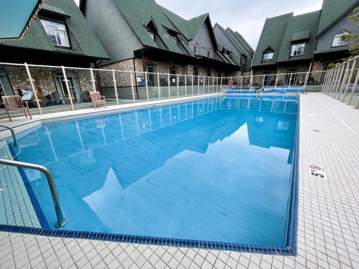 Renovated Chalet At Mystic Springs, Mountain Views, Pets Welcome! Canmore Ngoại thất bức ảnh