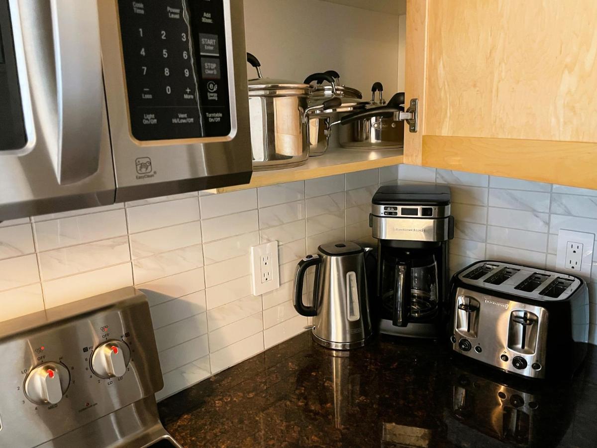 Renovated Chalet At Mystic Springs, Mountain Views, Pets Welcome! Canmore Ngoại thất bức ảnh